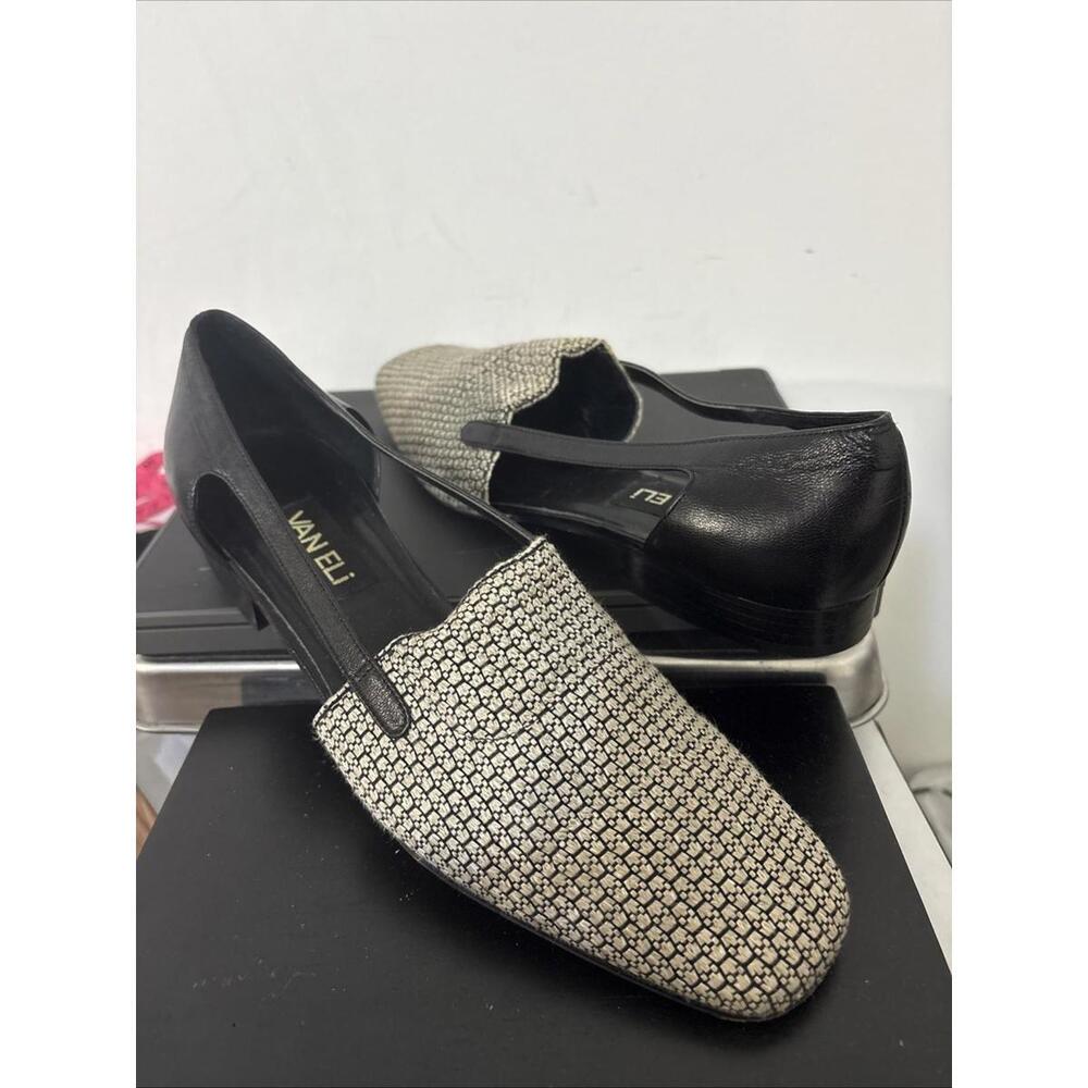 Ladies Sz 10 black and white patterned Van Eli‎ d'Orsay flats.